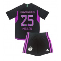 Dječji Nogometni Dres Bayern Munich Thomas Muller #25 Gostujuci 2023-24 Kratak Rukav (+ Kratke hlače)